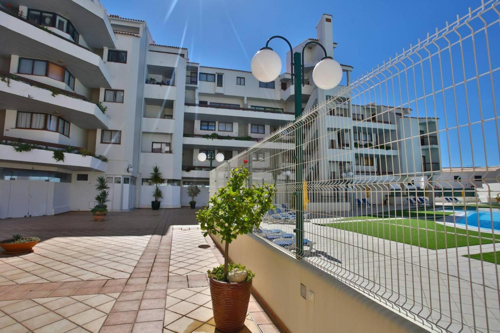 Luxe Condo With Pool, Airco And Seaview Balcony - Go4Portugal - 阿尔布费拉 外观 照片